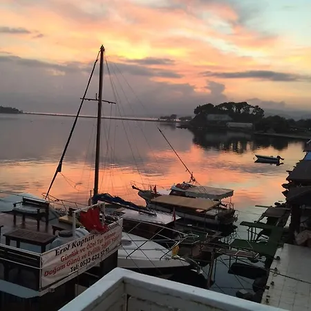 Pier * Urla
