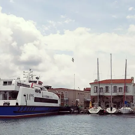 Pier *